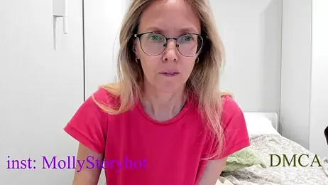 MollyStory webcam stripchat model stream image