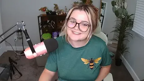 Briieverly webcam model stream image