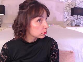 Eliza Golden webcam model stream image