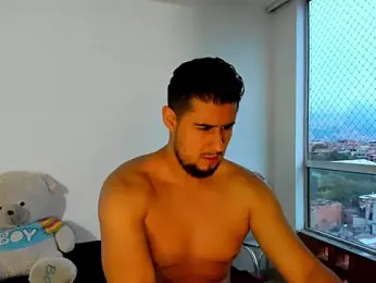 ryan_evanss webcam stripchat model stream image