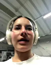 _vaness webcam stripchat model stream image