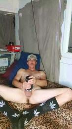 good_thrust webcam model stream image