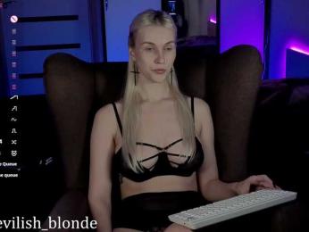 MikaKisa66624 webcam model stream image