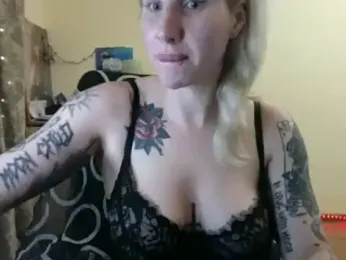 BLACKPeonyy webcam model stream image