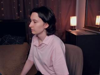 Indira Okura webcam model stream image