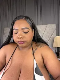 angelGgold webcam stripchat model stream image