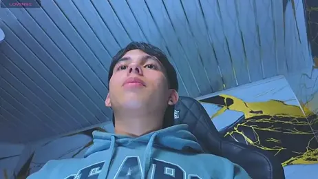 Suarezz10_ webcam model stream image