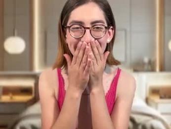 rousse507437 webcam model stream image