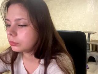 Primrose Gorbett webcam model stream image