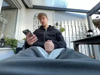 19yoSex webcam model stream image