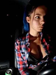 allinqueen webcam model stream image