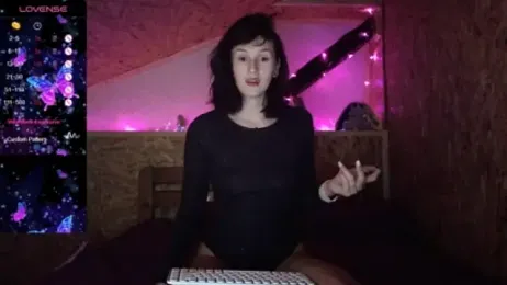 intolerable_girl webcam stripchat model stream image