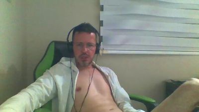 skinni_hot webcam model stream image