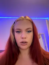 AnjaAmelia webcam model stream image