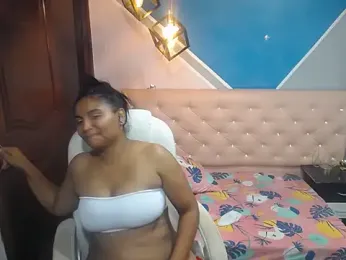 Celeste_wood webcam model stream image