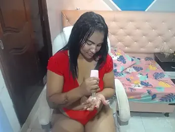 Celeste_wood webcam model stream image