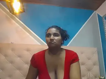 Celeste_wood webcam model stream image