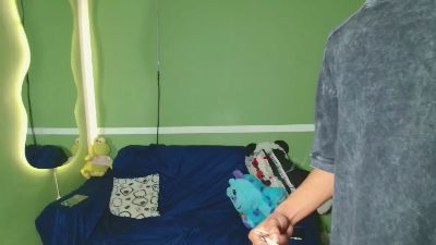 hankhand webcam model stream image