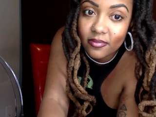 theiconicone webcam model stream image