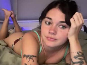 queencassidyy webcam model stream image