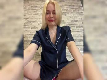 MirandaNow webcam bongacams model stream image