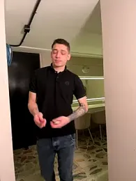 kevin_hotgirls webcam model stream image