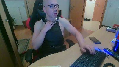 Piercing888 webcam model stream image