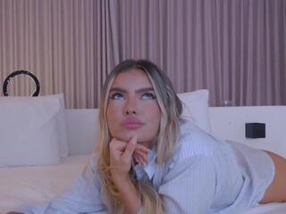 Anais A webcam model stream image