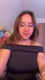 ludovik4_ webcam model stream image