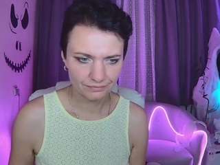 avasaturnian webcam model stream image