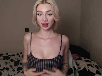 RealLinaaa webcam model stream image