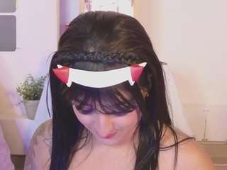 linoshka-1 webcam camsoda model stream image