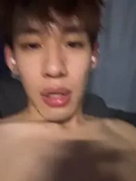 ccccc172624 webcam model stream image