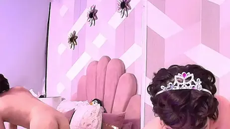 KylieMonnett webcam model stream image