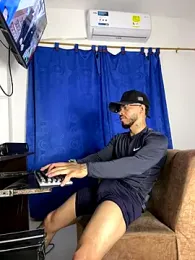 Kylian_Alessandro webcam model stream image