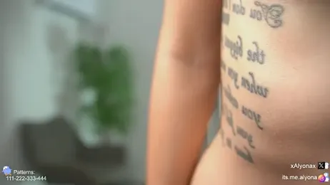 Alyonaqueen_ webcam stripchat model stream image