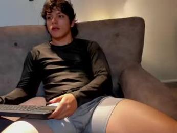 axelraven webcam model stream image