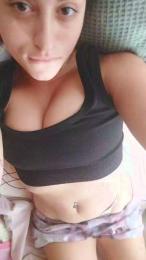 BadGirl2333 webcam model stream image