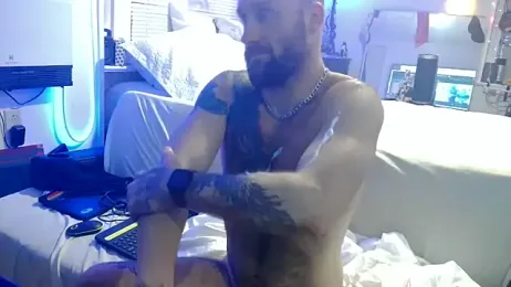 Luv2SuckBWC92 webcam model stream image