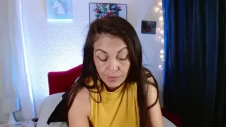 Swetisabella01 webcam model stream image