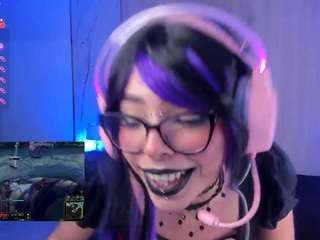 nyveth webcam model stream image