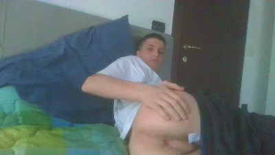 Lolloniccia webcam model stream image