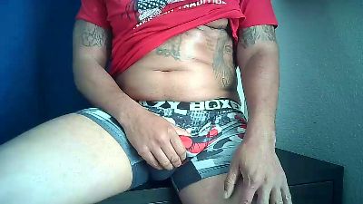 Pearlstic webcam model stream image