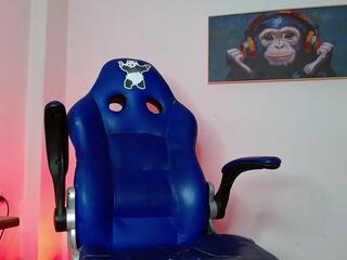 Connor Seven webcam model stream image