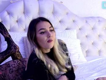 AniaKarenina webcam model stream image