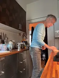 SexyLeon8 webcam model stream image