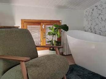 cique_black webcam model stream image