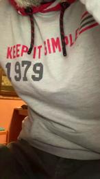 twin57 webcam model stream image