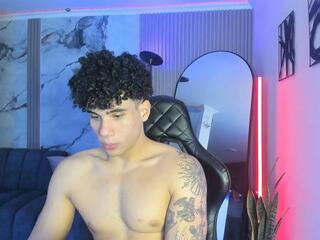 Arthur Stonee webcam model stream image