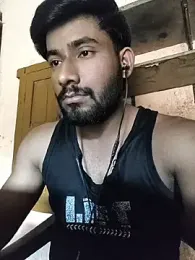 Lustynani webcam model stream image